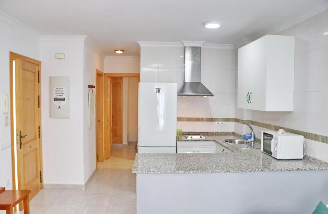 Apartamento Santa Teresa Primera Planta Conil De La Frontera Luaran gambar